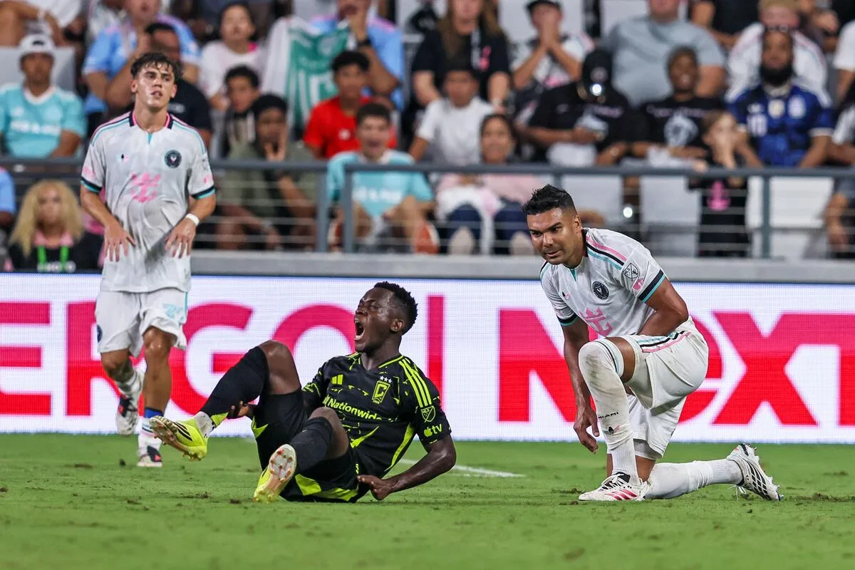 Jornal espanhol detona Casemiro após falha no Inter Miami: “Beirou o ridículo”