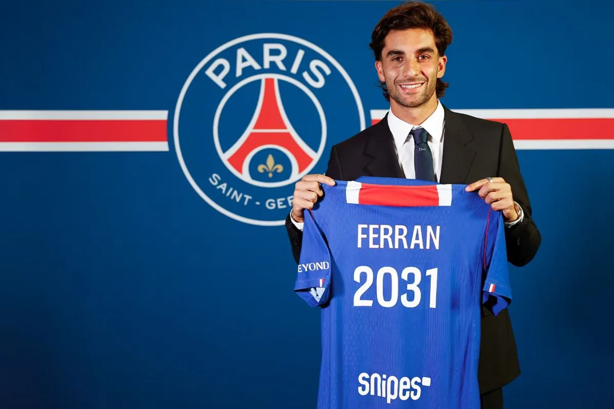Autor do gol do título mundial, Ferran Torres troca Barcelona pelo PSG