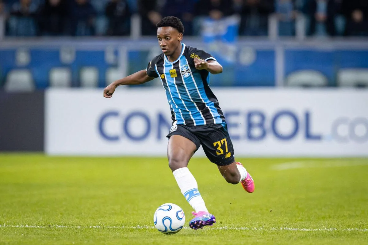 Grêmio acerta venda de Gabriel Mec ao Porto por R$ 60 milhões