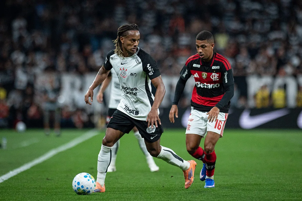 Futebol na TV hoje: saiba onde ver os clássicos deste domingo (13)