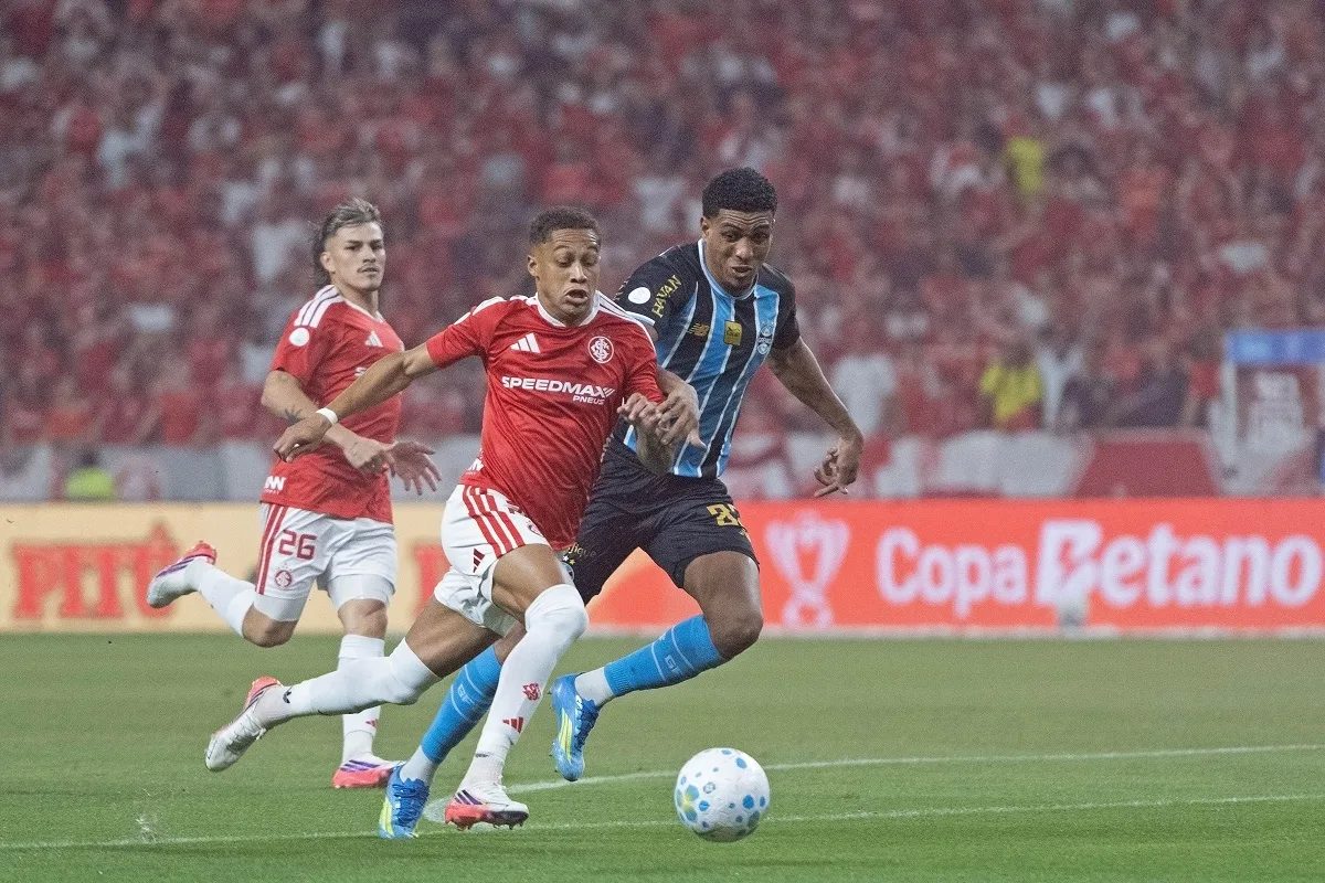 Futebol na TV hoje: Gre-Nal é destaque da quinta-feira (3) recheada