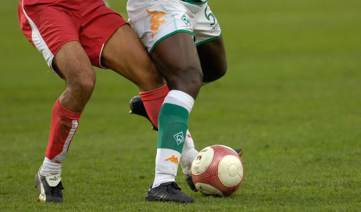 Futebol na TV hoje: saiba onde assistir às partidas do domingo (6)