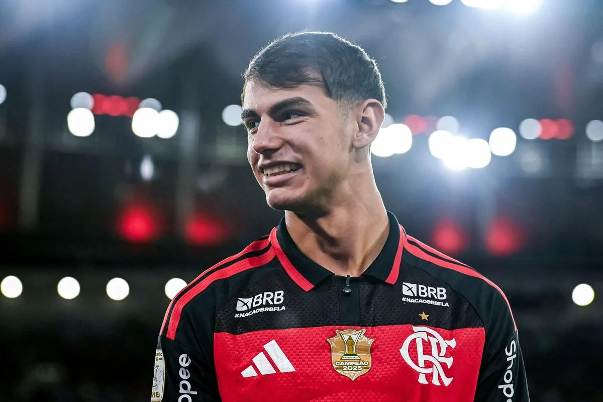 Joaquín Freitas explica motivos para escolha pelo Flamengo e revela onde prefere jogar