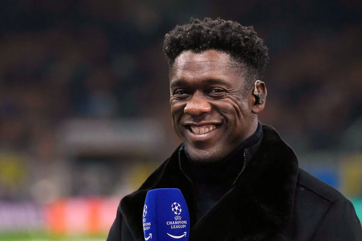 “Vamos precisar desse apoio”: Seedorf se apresenta como técnico do Corinthians