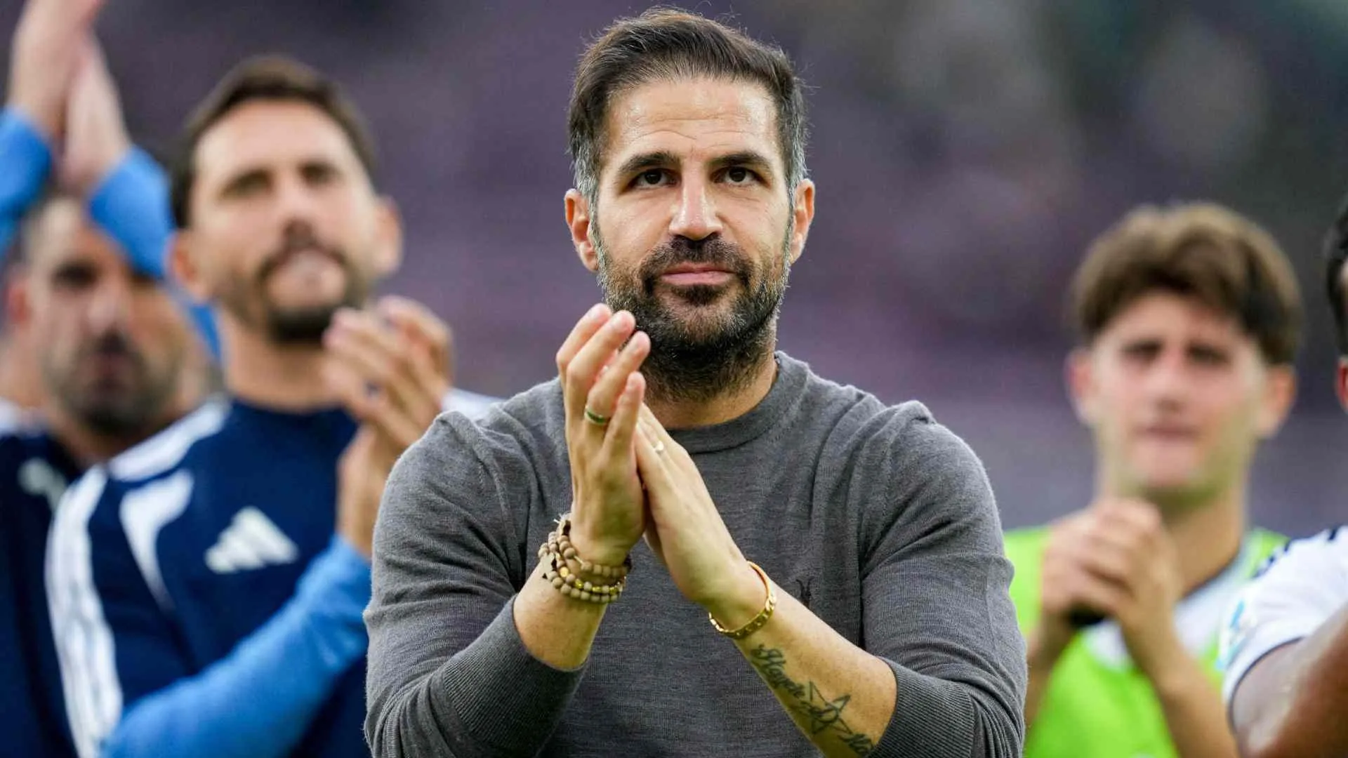 Fàbregas responde sobre substituir Carrick no Manchester United