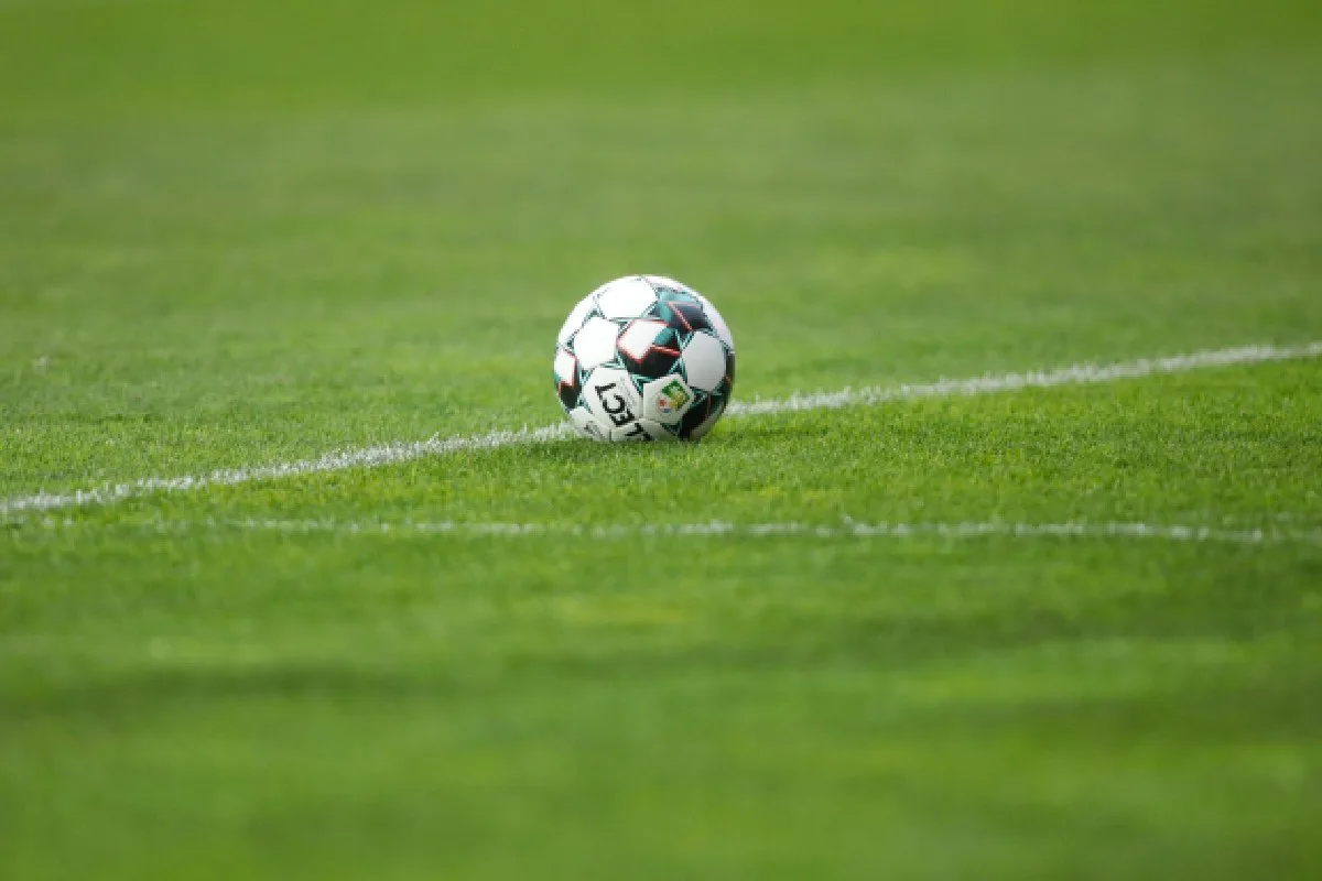 Futebol na TV hoje: quarta-feira (14) tem Fluminense x Palmeiras e Champions League