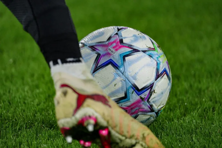 Futebol na TV hoje: Flamengo decide vaga contra Estudiantes nesta quinta-feira (22)
