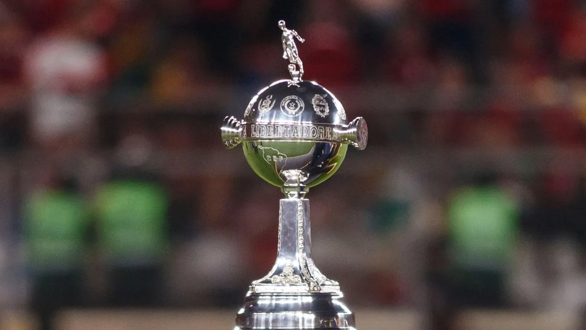 Palmeiras e Estudiantes alinham detalhes da final da Libertadores em reunião com a Conmebol