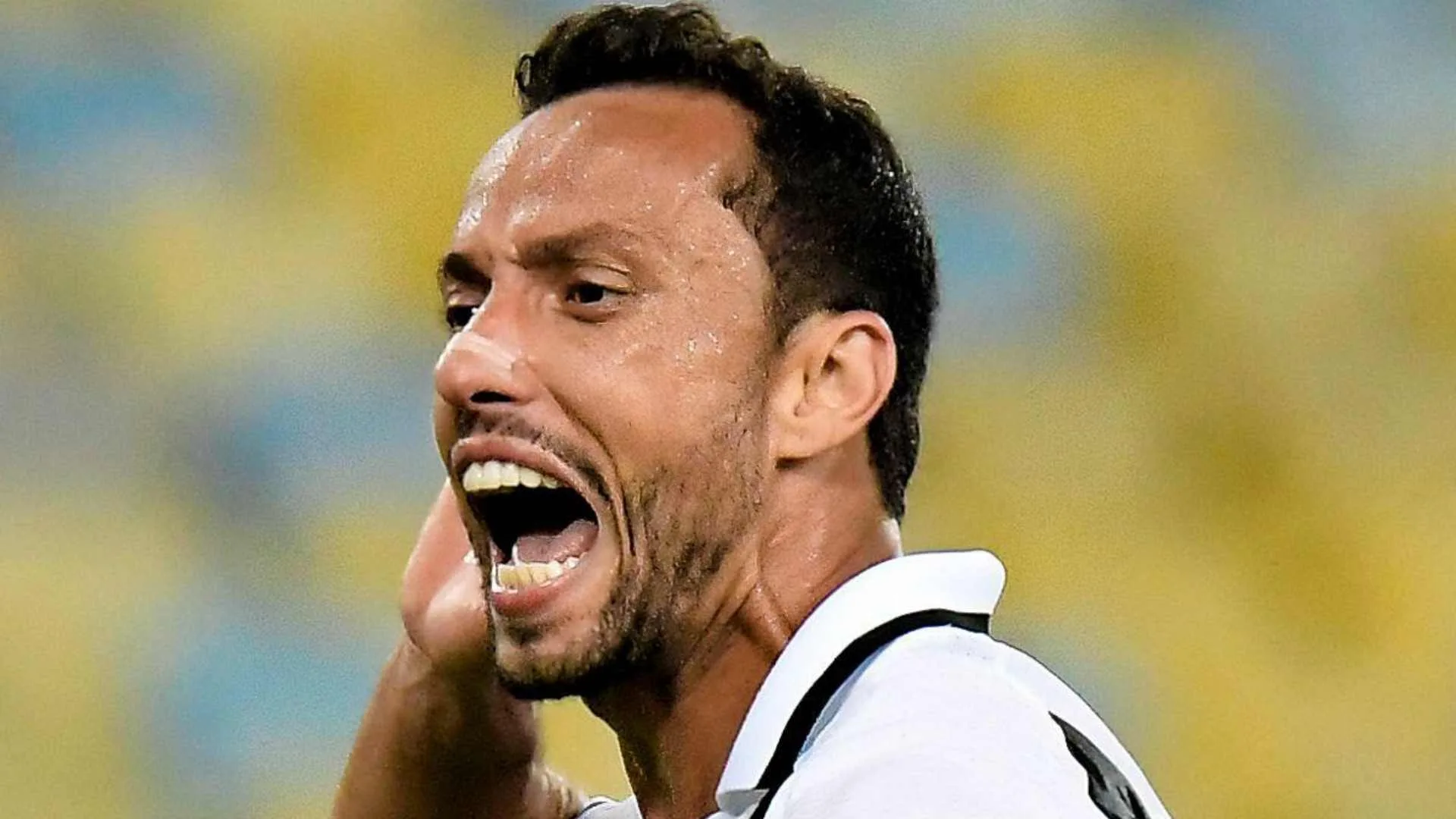 Ex-Vasco, Nenê admite seguir jogando aos 45 anos após terminar temporada como artilheiro