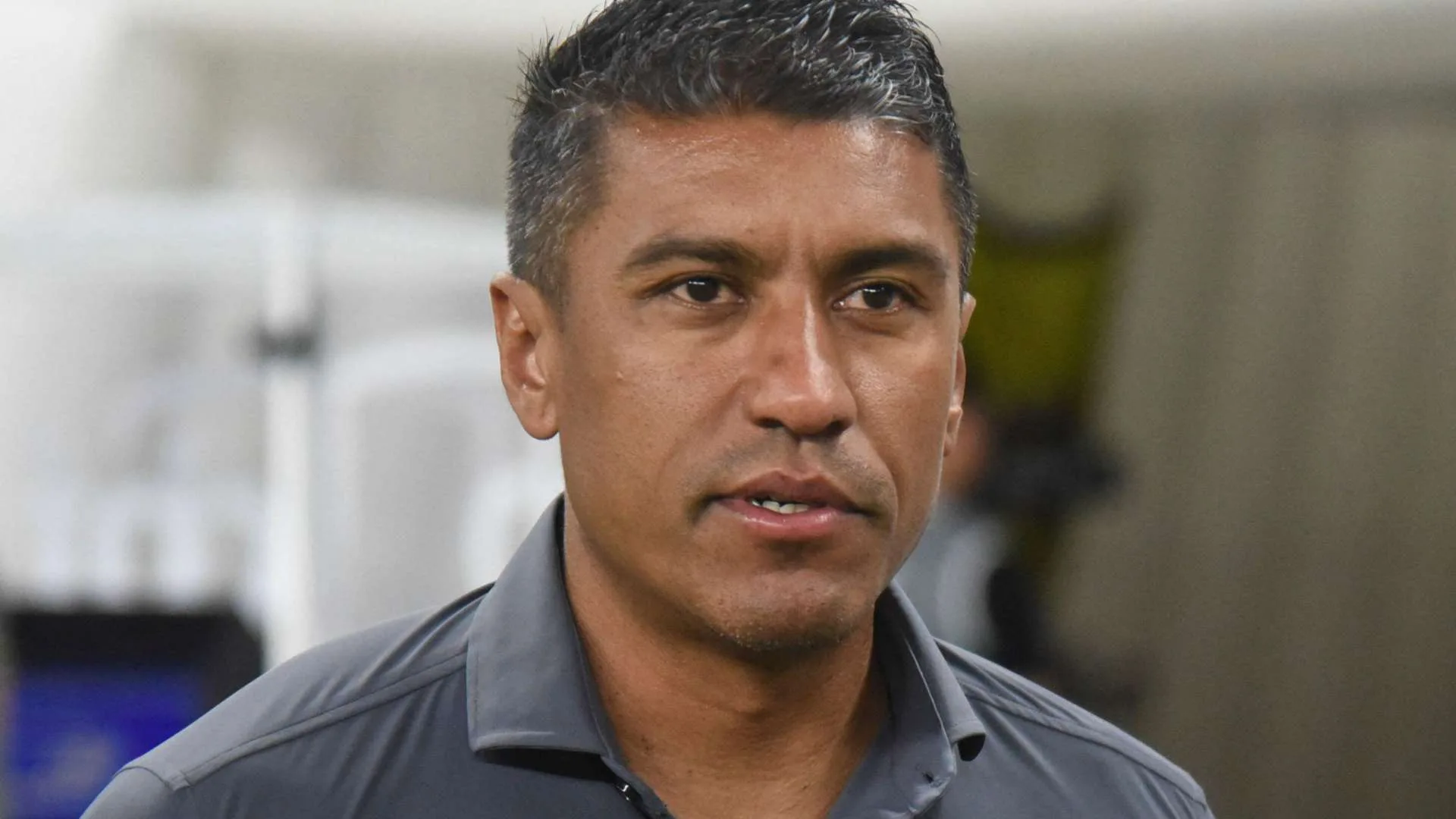 Paulinho explica por que aceitou o Cruzeiro após dizer não ao Corinthians