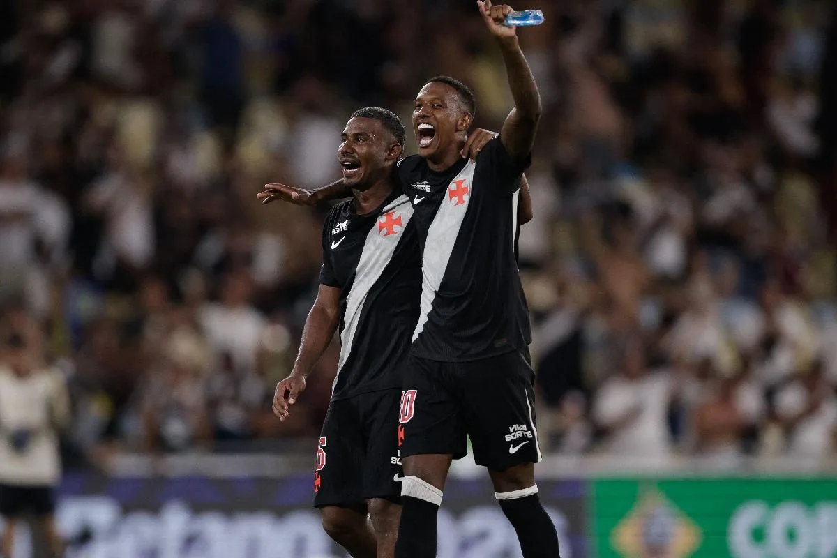 Vasco encaminha compras de Robert Renan e Cuiabano para 2027