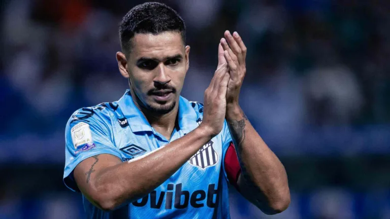 Lucas Veríssimo sofre lesão e pode não jogar mais pelo Santos em 2026